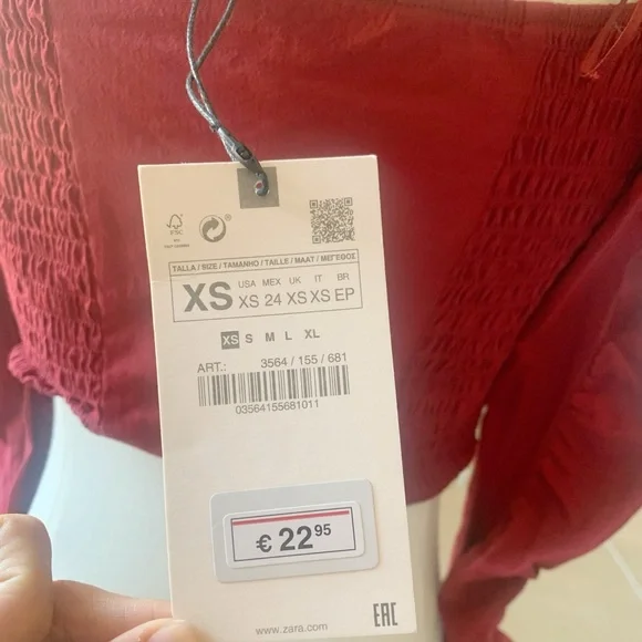 ZARA Puff Sleeve Cropped Top Red NWT XS - Picture 2 of 4
